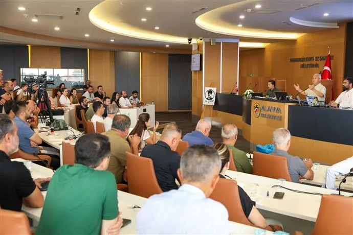 Akdeniz İçin Acil Eylem Çağrısı Bilimsel Rapor Kamuoyuyla Paylaşıldı: “Akdeniz’i Korumak Zorundayız