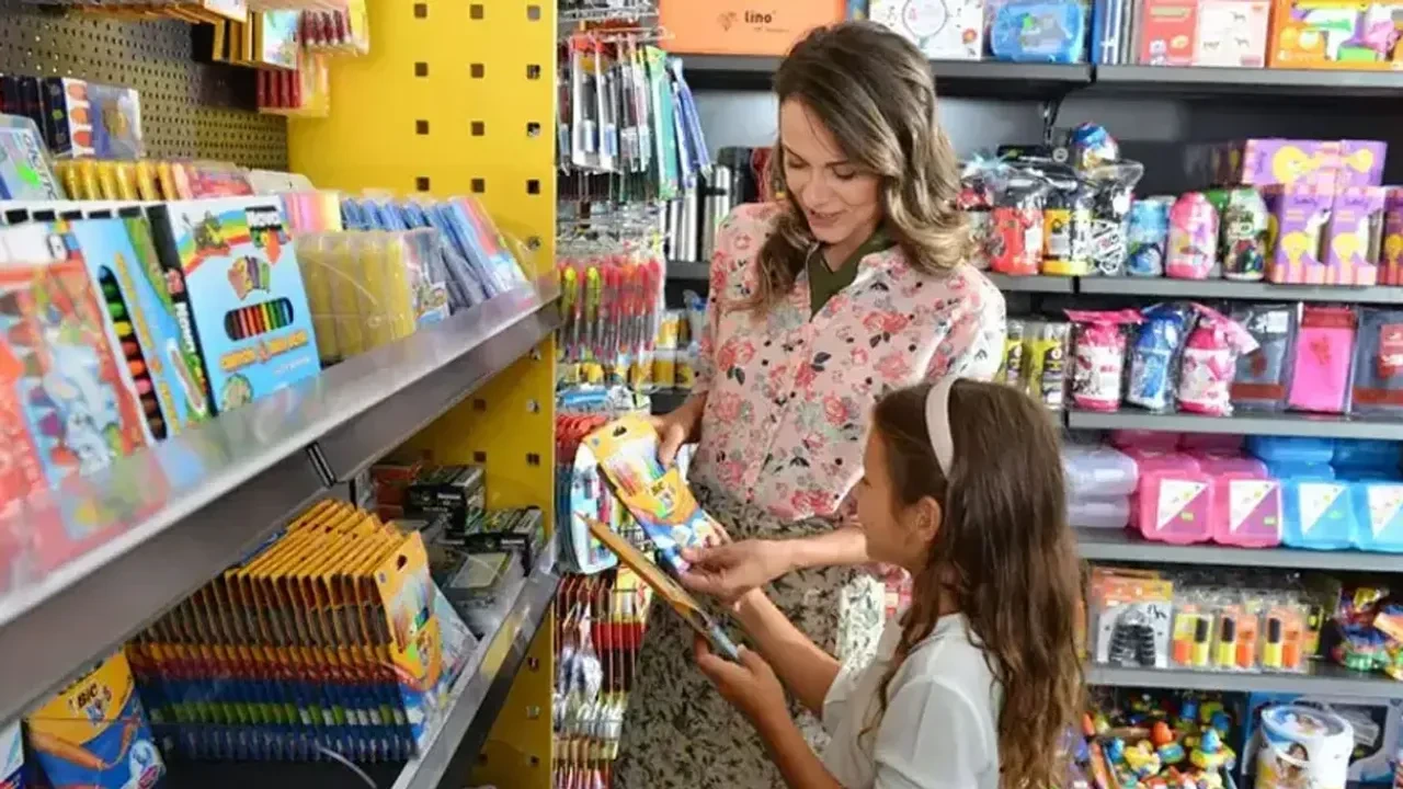 Okul Alışverişi Yapacak Velilere Kritik Uyarı: Bu Kırtasiye Ürünlerine Dikkat - Antalya Haber