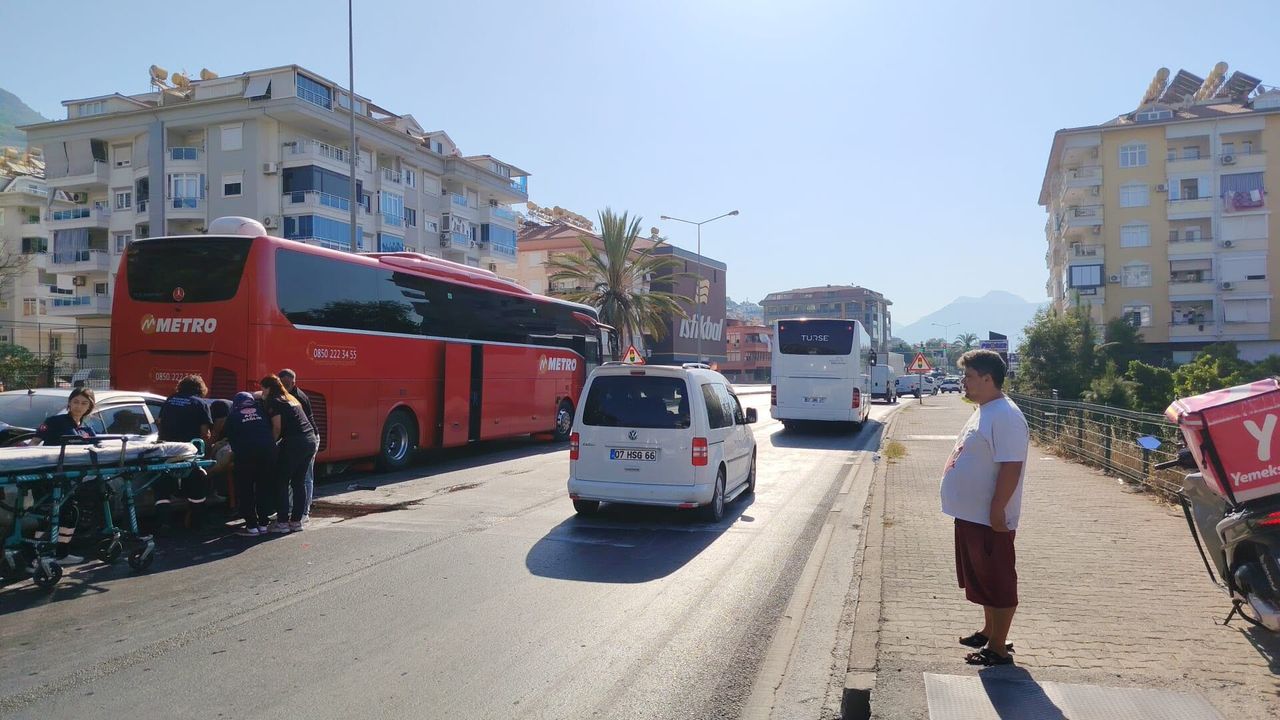 Alanya'da Ölümden Döndüler: O Anlar Kamerada