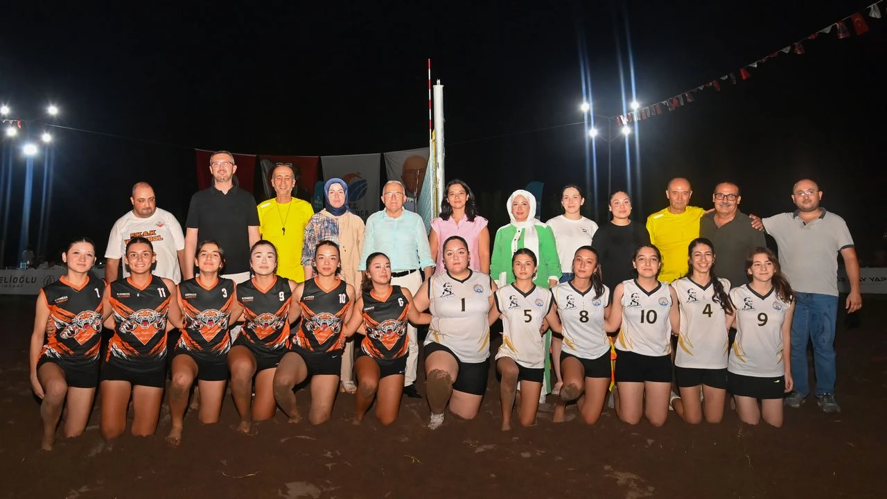 Antalya Kumluca’da İlk Karşılaşma