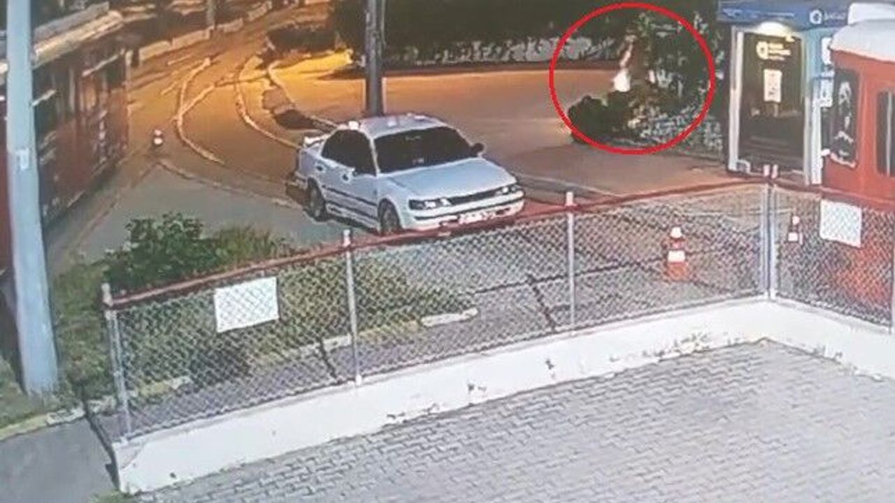 Antalya’da Nostalji Tramvayına Molotoflu Saldırı