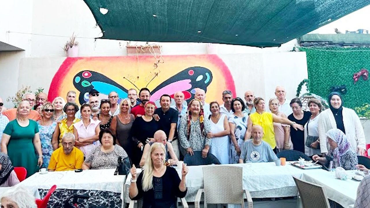 Antalyalı Yaşlılar Müzikle Moral Buldu