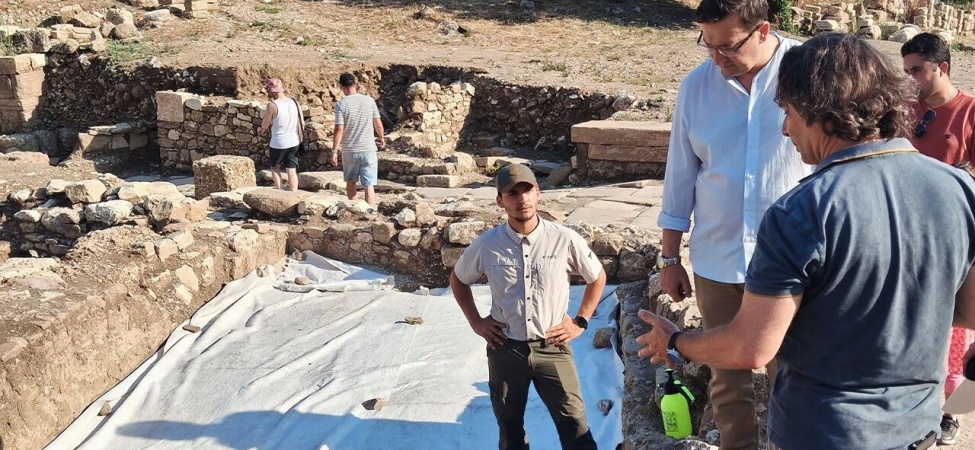 Aspendos'ta 2 Bin Yıllık Cadde Gün Yüzüne Çıkıyor