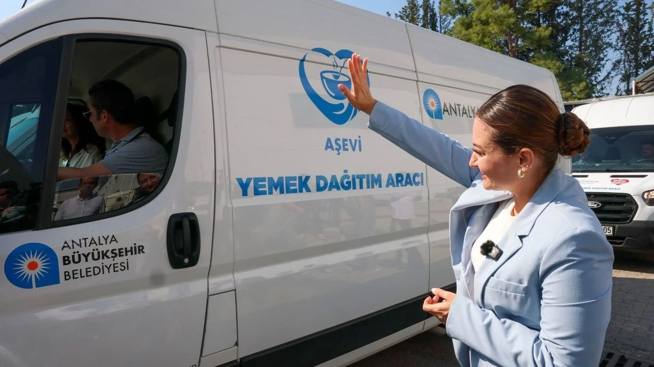 Başkan Vekili Büşra Özdemir'den Aşevi Ziyareti