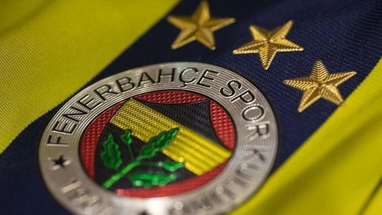 Fenerbahçe’de 3 Ayrılık: Açıklama Geldi