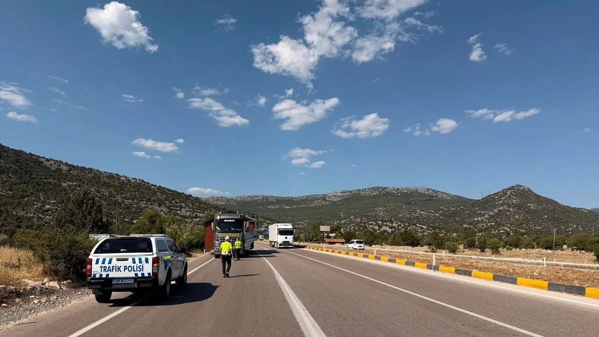 Trafik Kurallarını İhlal Eden Sürücülere 180 Bin Lira Ceza