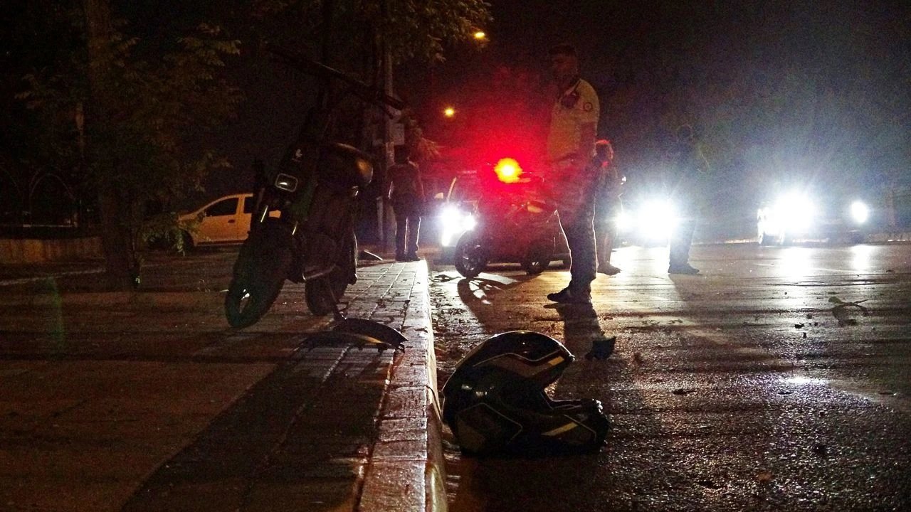 Yayaya Çarpan Motosiklet Sürücüsü Hayatını Kaybetti