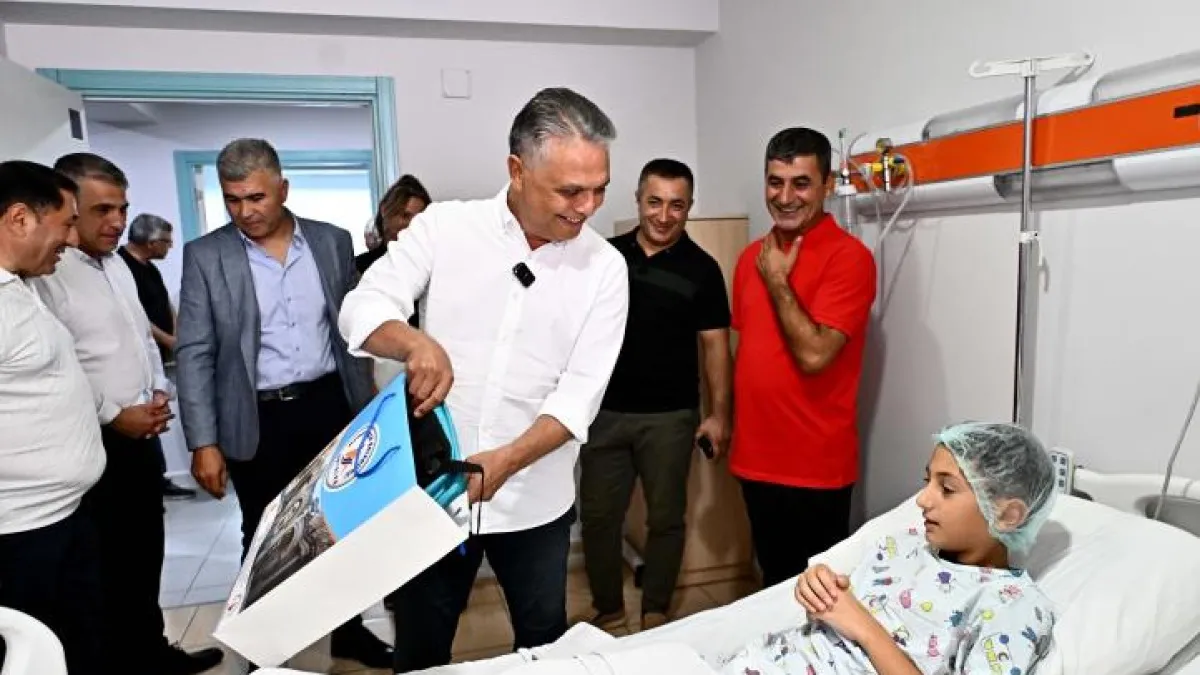 Başkan Uysal’dan Sünnet Olan Çocuklara Ziyaret - Antalya Haber