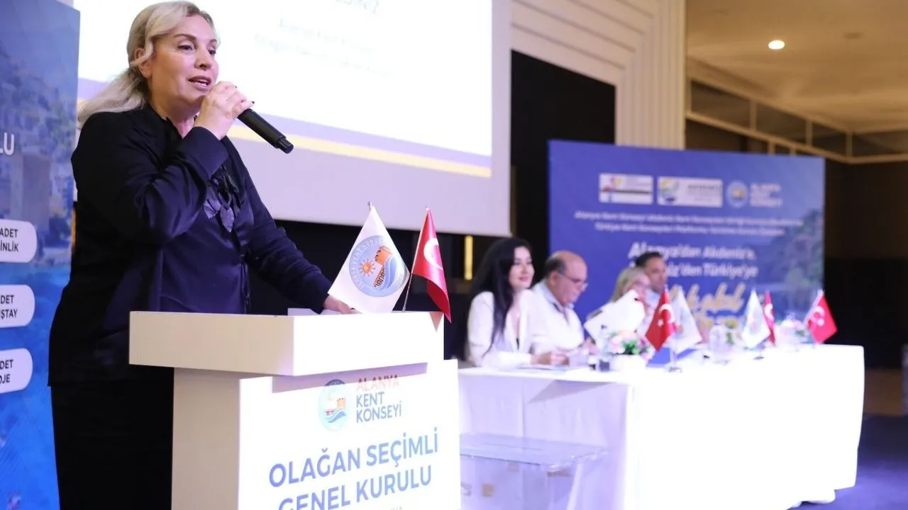 Alanya’da Fener Alayı Öncesi Önemli Çağrı: Sadece Türk Bayrağıyla Gelin - Antalya Haber