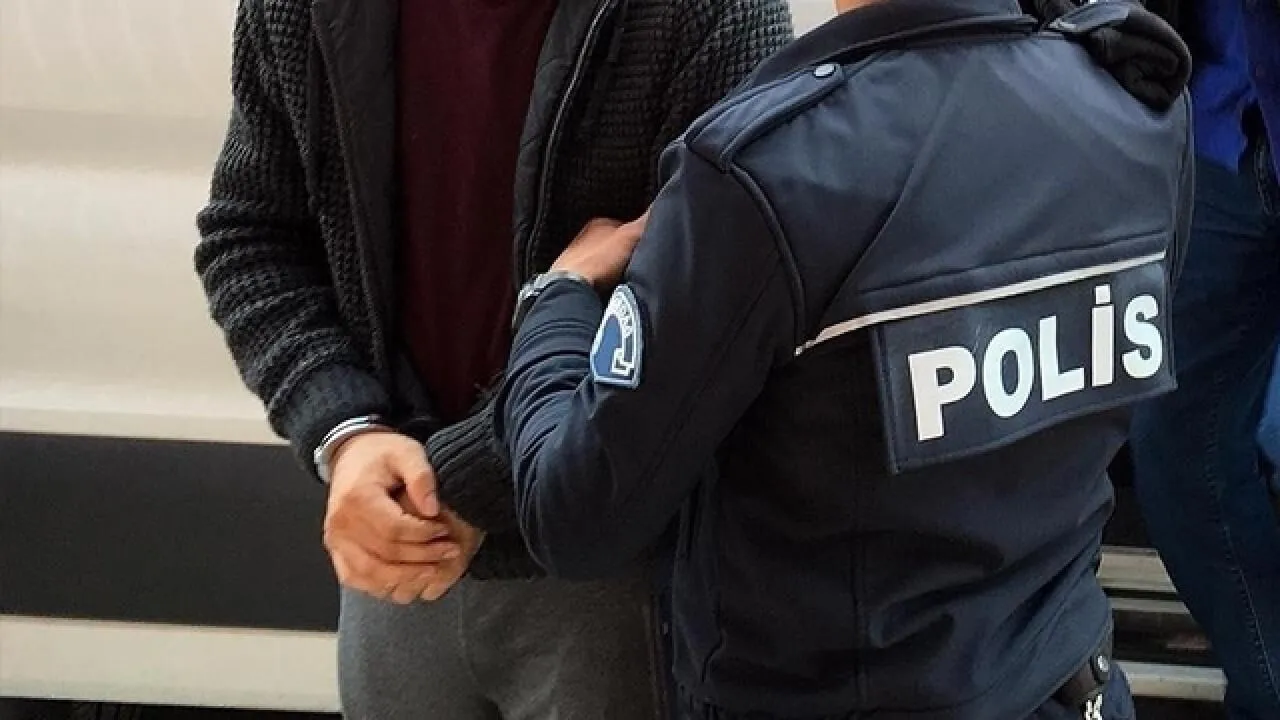 Serik’te Dolandırıcılık Operasyonu: 4 Gözaltı - Antalya Haber