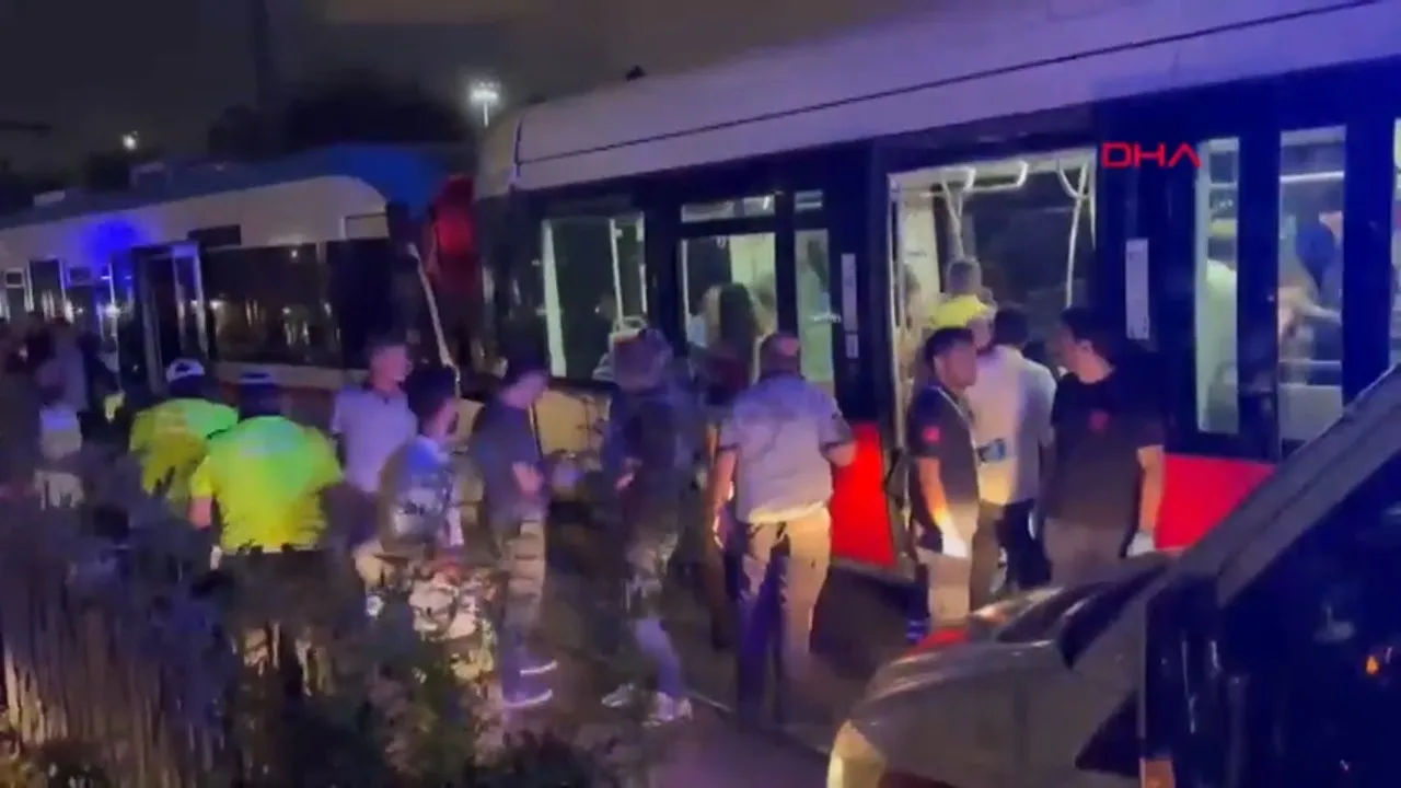 İstanbul’da İki Tramvay Çarpıştı: 9 Yaralı - Antalya Haber