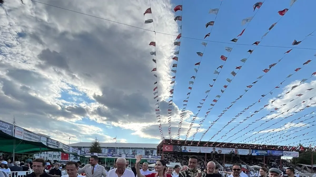 Altın Kiraz Yağlı Pehlivan Güreşleri’nde Ağalık Bir Kez Daha Sabri Gülel’in Oldu - Antalya Haber