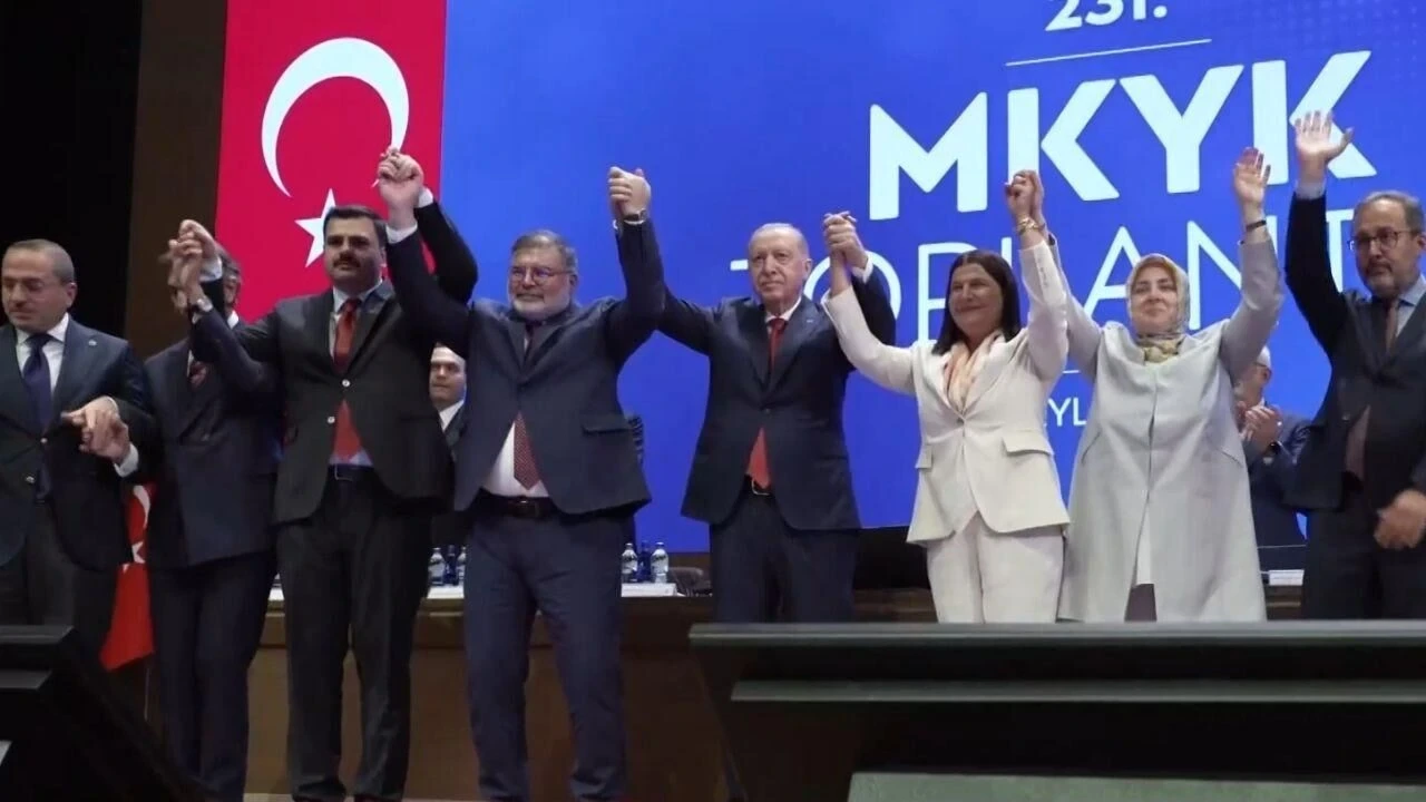 4 Belediye Başkanı Ak Parti'ye Katıldı - Antalya Haber