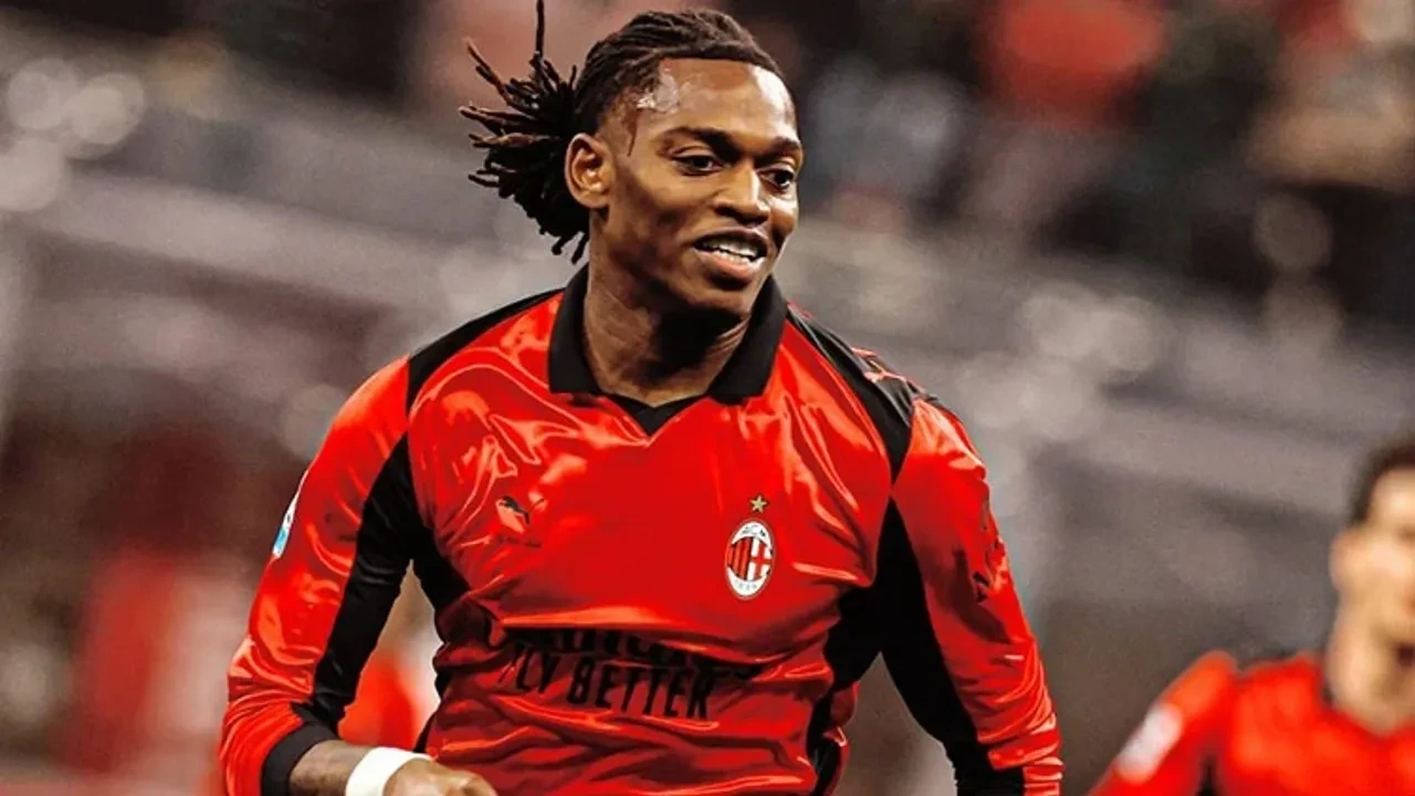 Rafael Leao Galatasaray’ı Seçti: Daha Yüksek Teklifleri Geri Çevirdi - Antalya Haber