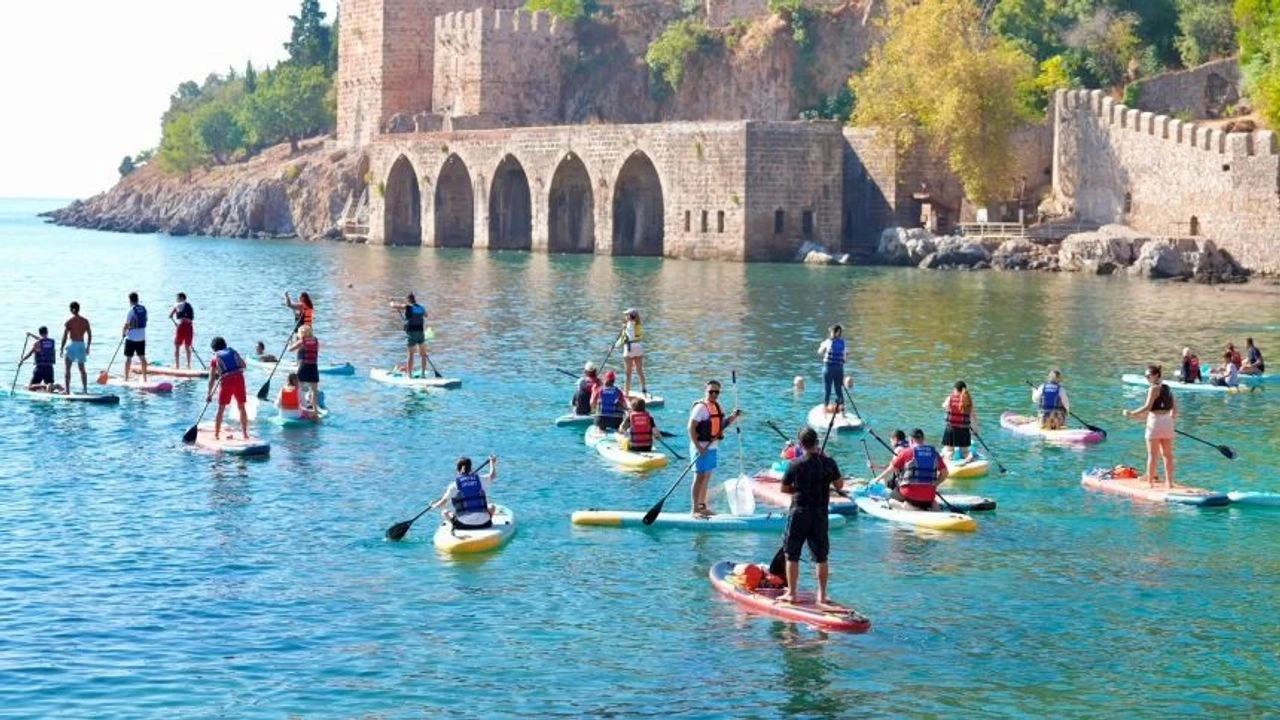 Alanya'da Dünya Temizlik Günü'nde Deniz ve Kıyı Temizliği - Antalya Haber