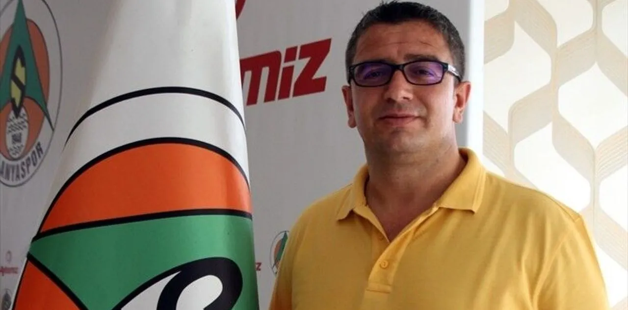 Alanyaspor'da Mevlüthan Çavuşoğlu'na Ne Cezası Verildi