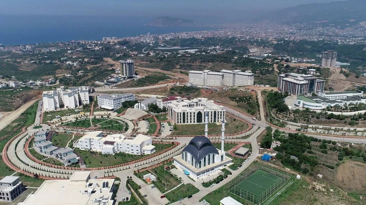 Alkü Erasmus'ta Adınan Söz Ettirdi: Türkiye 7. Si Oldu - Antalya Haber