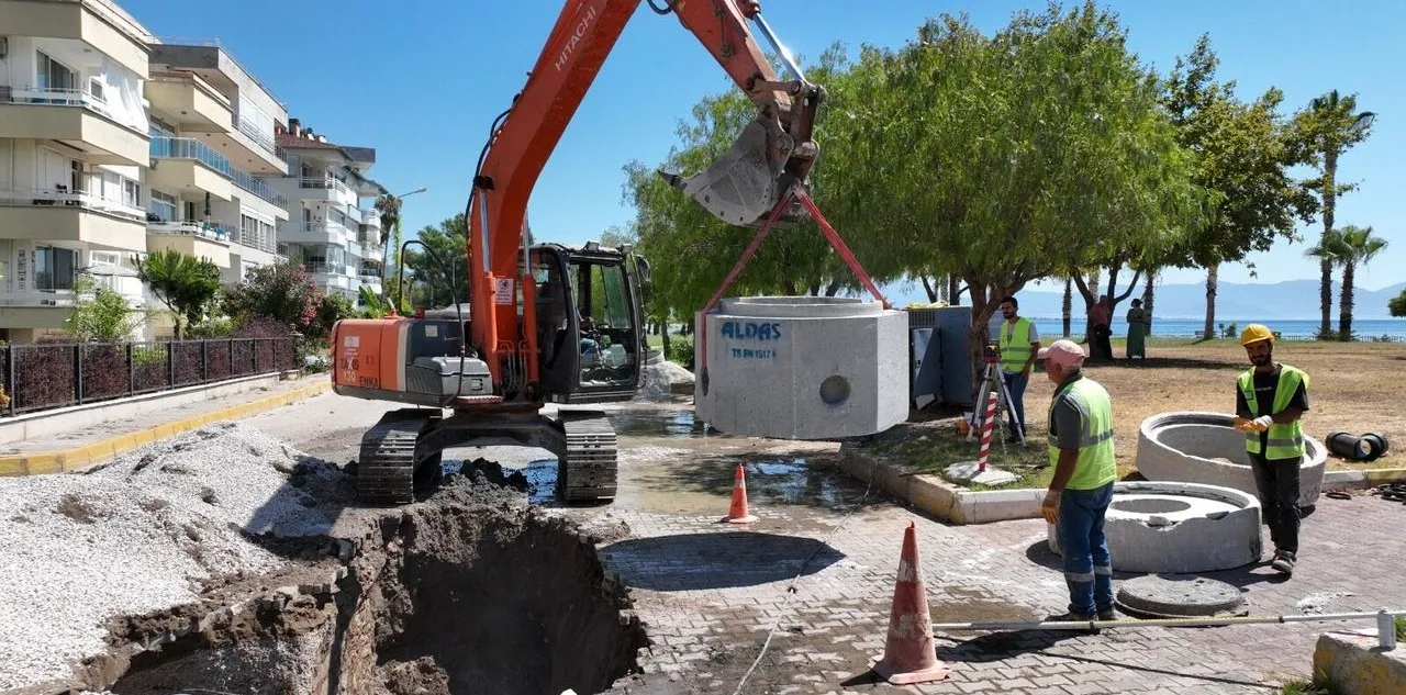Antalya Büyükşehir'den Finike'ye 1,4 Milyar Tl'lik Dev Yatırım