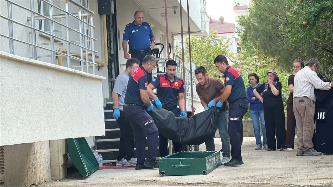 Burdur'da Boya Ustası Dairede Ölü Bulundu - Antalya Haber