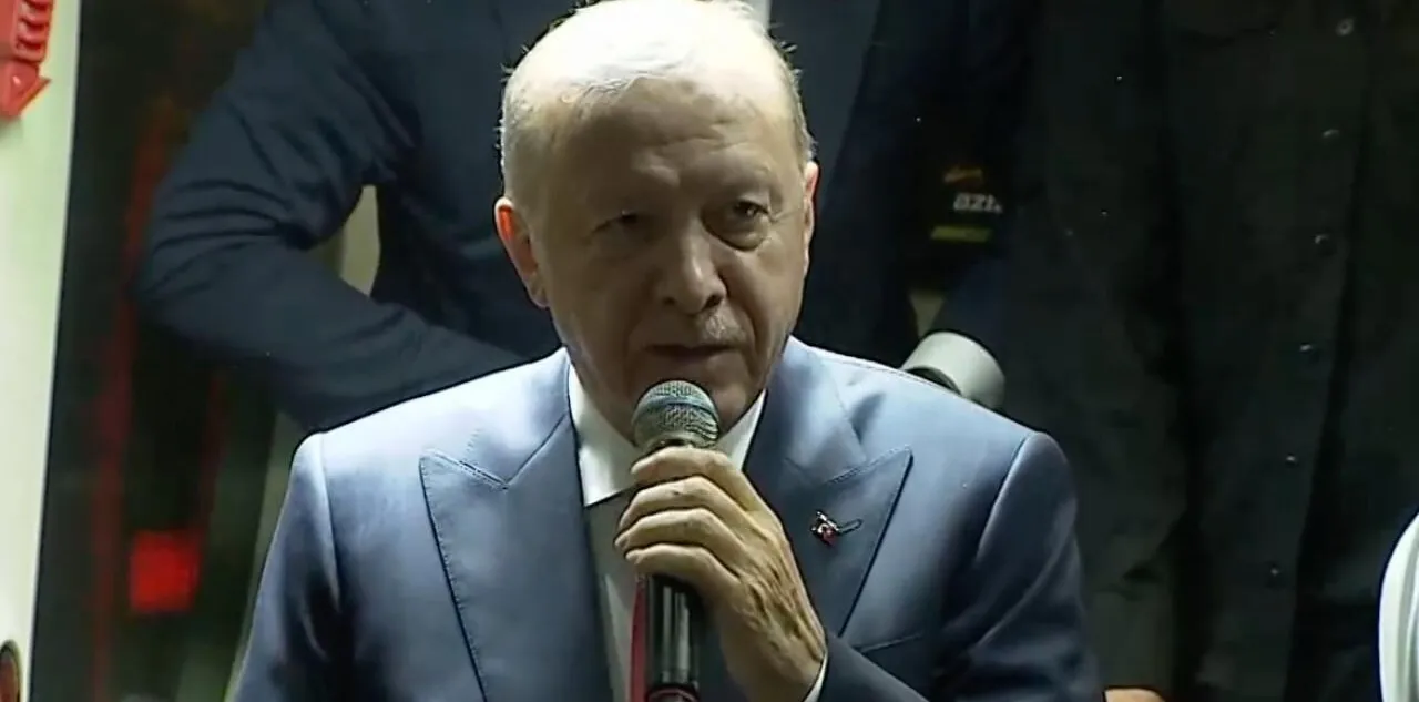 Cumhurbaşkanı Erdoğan, Güneysu'da Hemşehrilerine Seslendi