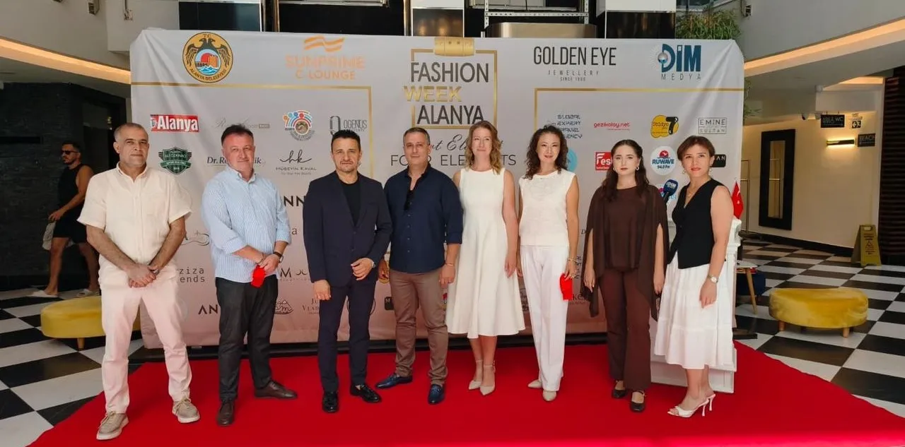 Fashion Week Alanya'da Görkemli Açılış: Moda Dünyasının Kalbi Alanya'da Atıyor