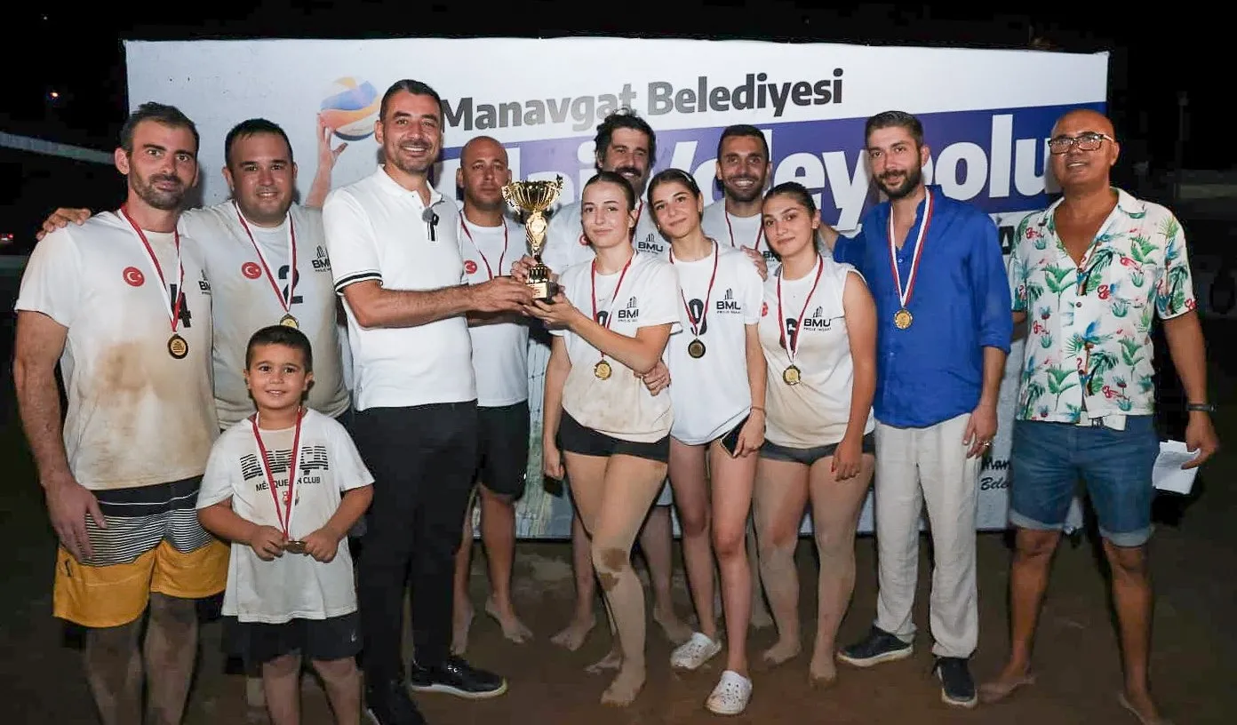 Manavgat Belediyesi Plaj Voleybolu Halk Turnuvası Sona Erdi
