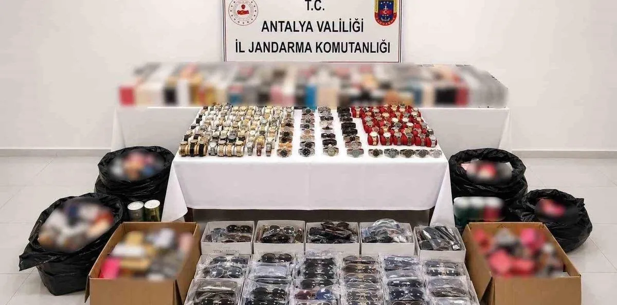 Manavgat'ta 4 Milyon 350 Bin Liralık Gümrük Kaçağı Ürün Ele Geçirildi