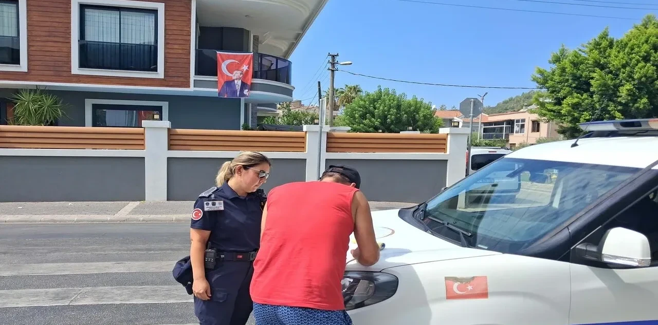 Marmaris'te Kaçak Moloz Dökümüne Kamera Destekli Denetim