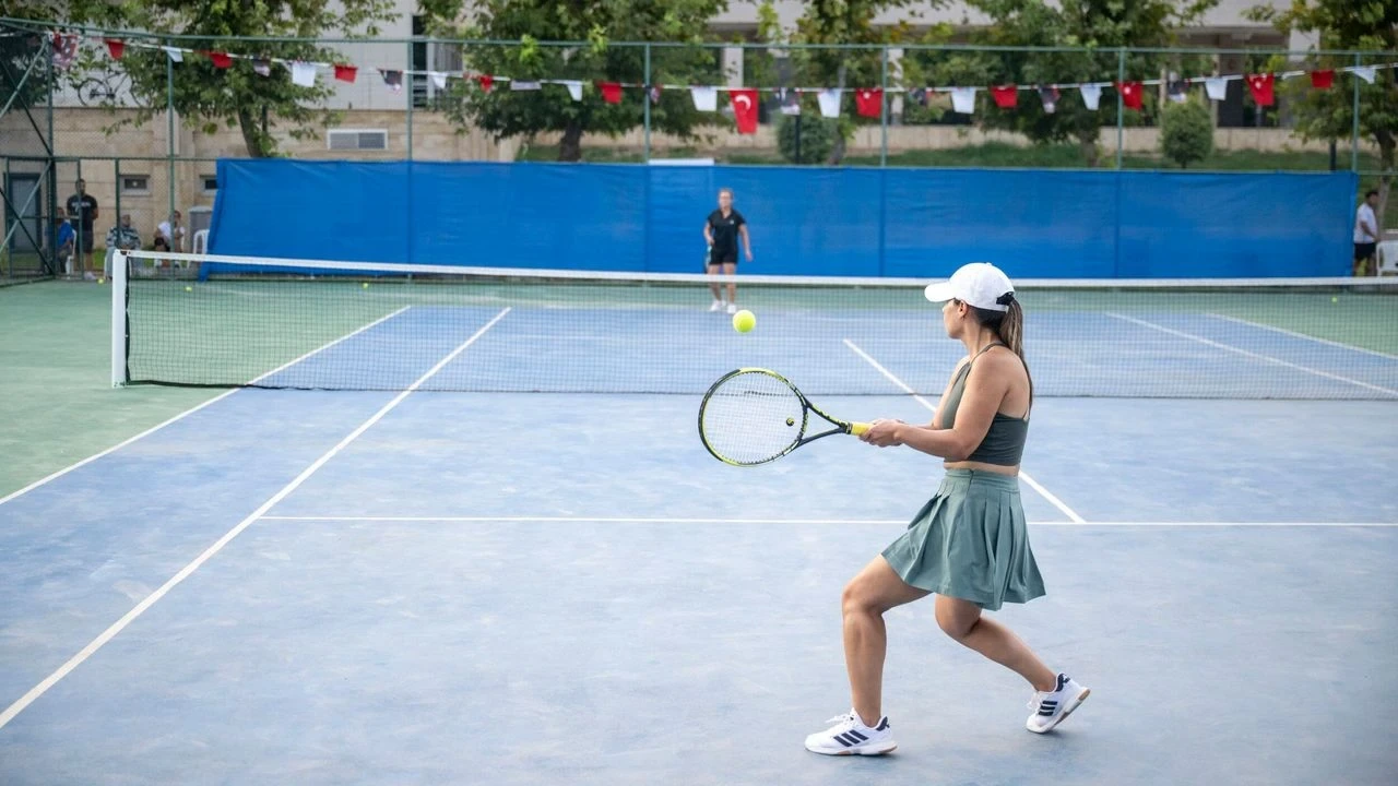 Mersin'de Tenis Şampiyonları Belli Oldu - Antalya Haber