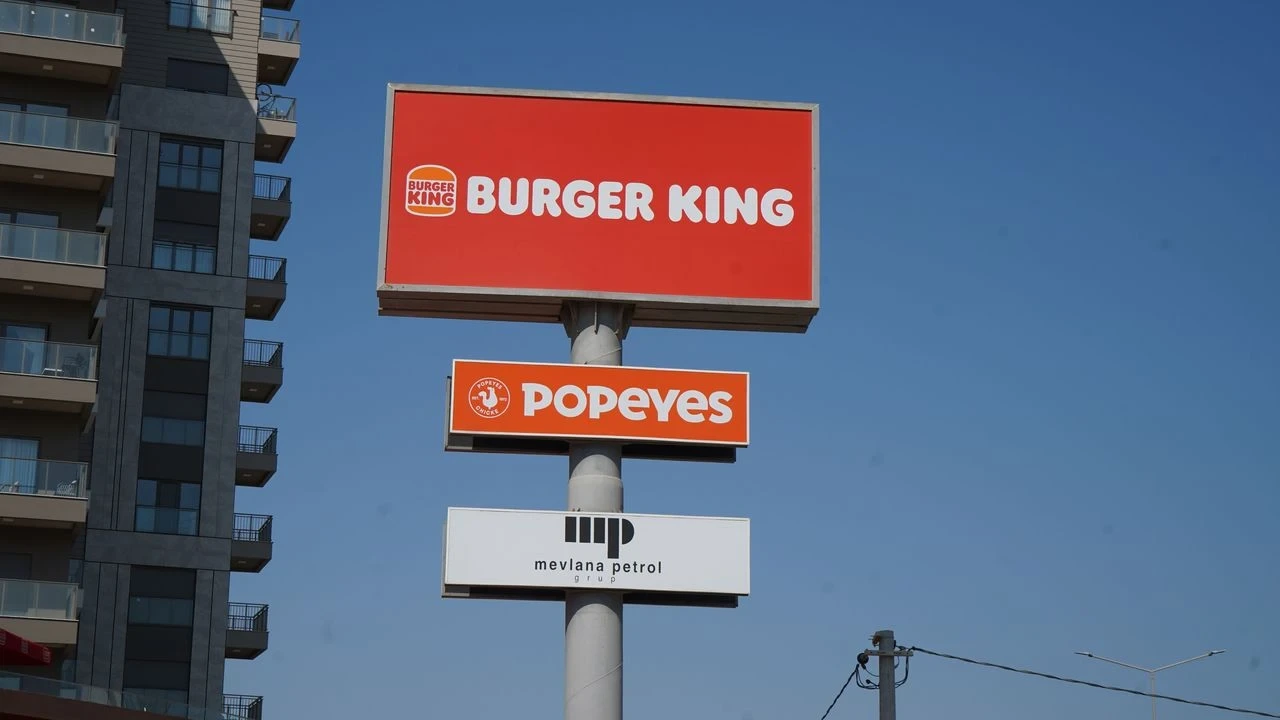 Mevlana Petrol Grup'tan Altıntaş'a İki Yeni Restoran - Antalya Haber