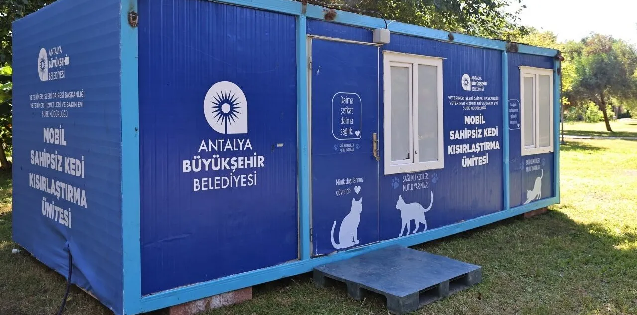 Mobil Kedi Kısırlaştırma Ünitesi Karaalioğlu Parkı'nda