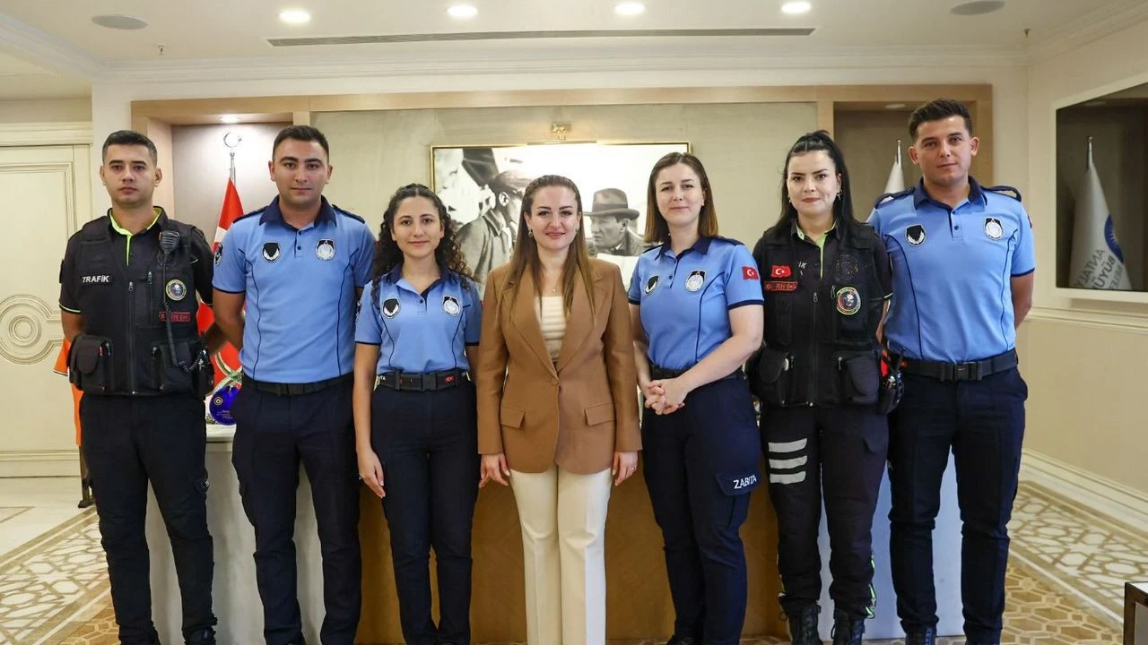 Özdemir: Zabıta Ekibimiz Sahadaki Yüzümüz - Antalya Haber