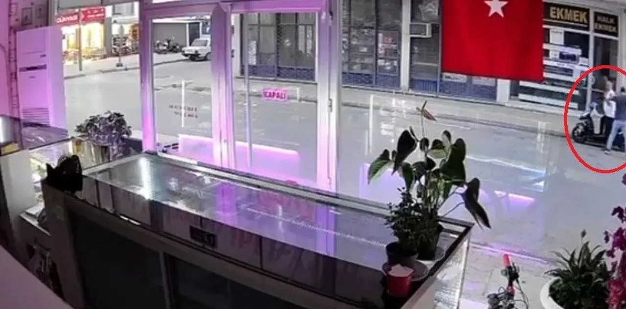 Polisi Görünce 'Game Over' Diyerek Teslim Oldu