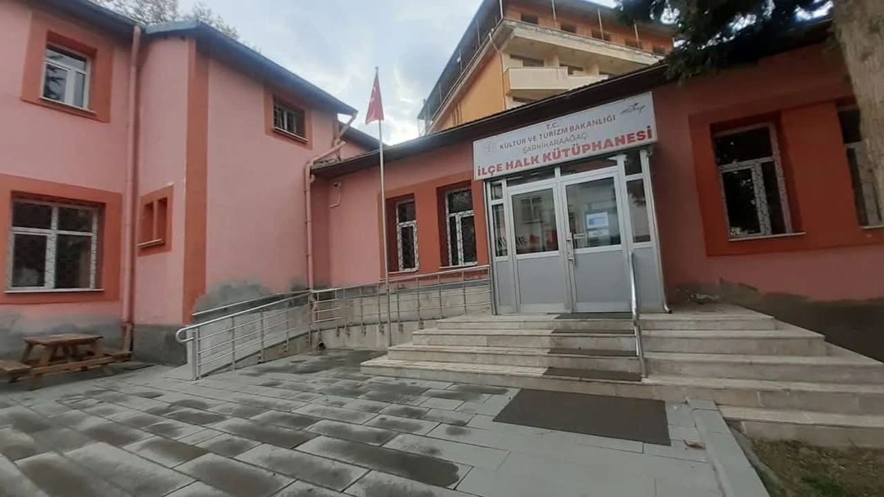 Şarkikaraağaç'taki Kütüphane Tescillendi - Antalya Haber