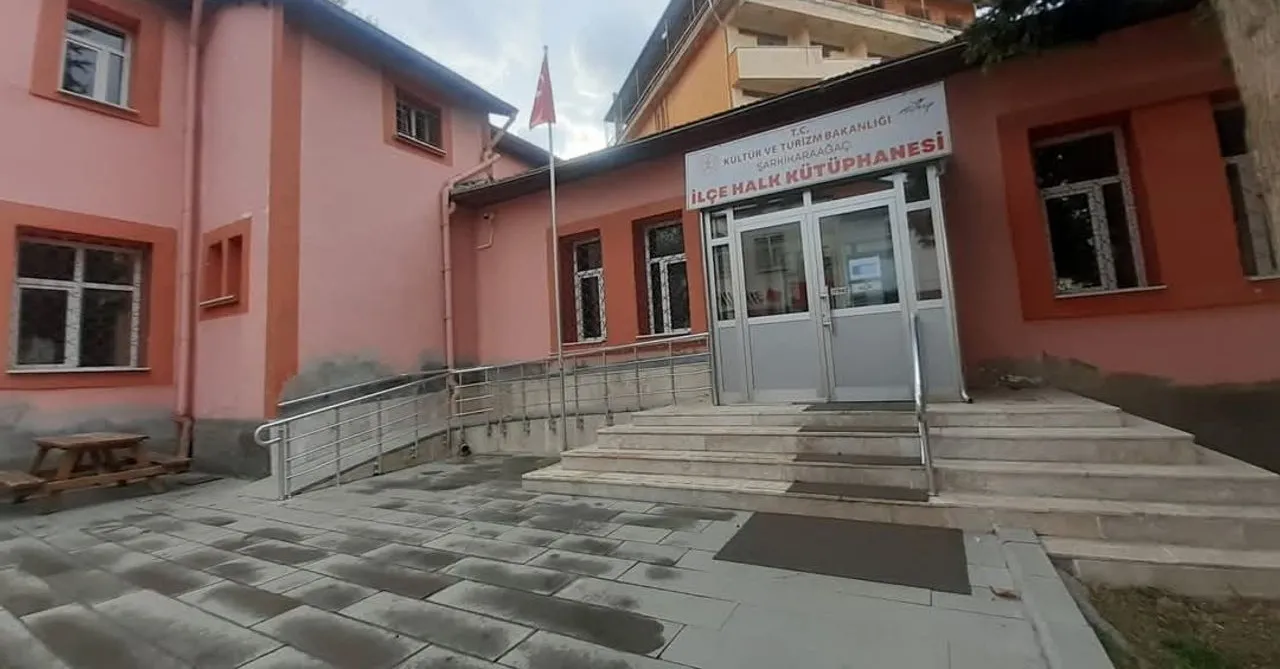 Şarkikaraağaç'taki Kütüphane Tescillendi