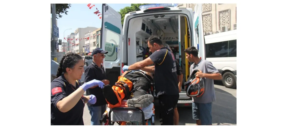 Serik'te Otomobil ile Motosiklet Çarpıştı: 1 Yaralı