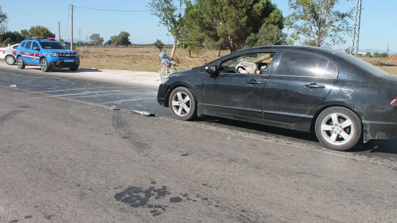 Yolun Karşısına Geçerken Otomobilin Altında Kaldı - Antalya Haber